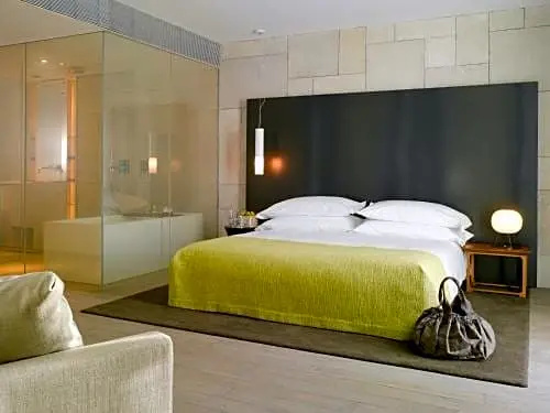 Executive Double room (full double bed)