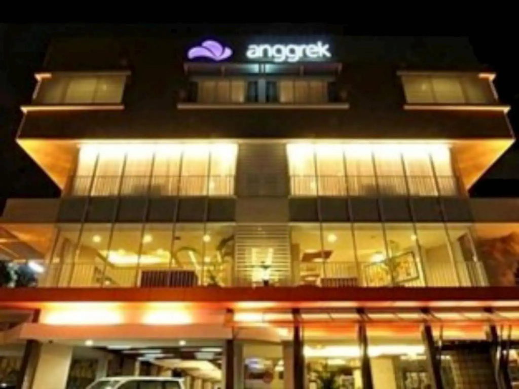 Anggrek Shopping Hotel