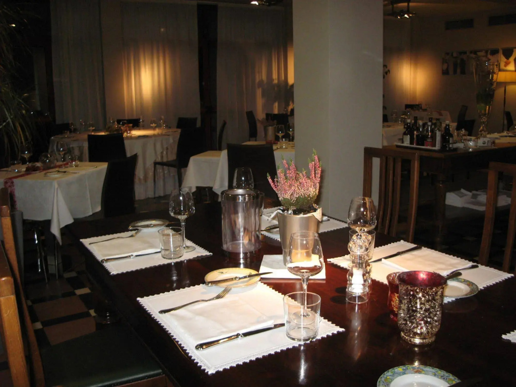 MajesticHouse Conference & Restaurant - Général