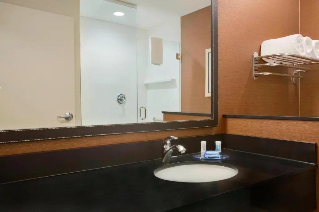 Fairfield Inn & Suites Pittsburgh Airport/Robinson Township - Chambres