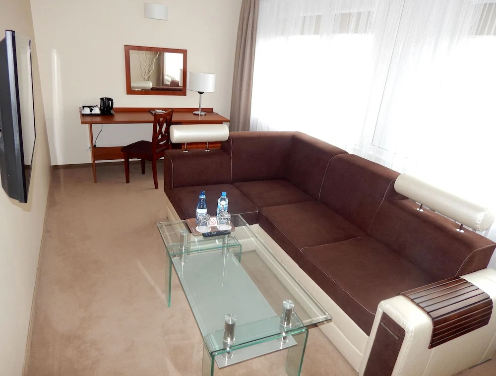 Hotel Gromada Pila — 5