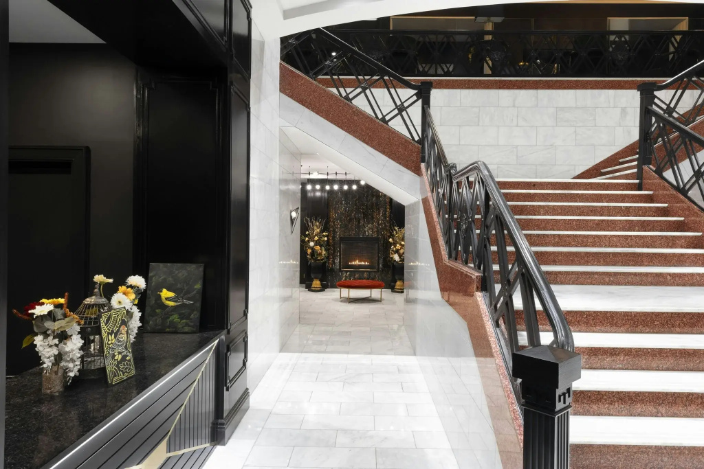The Warrior Hotel, Autograph Collection