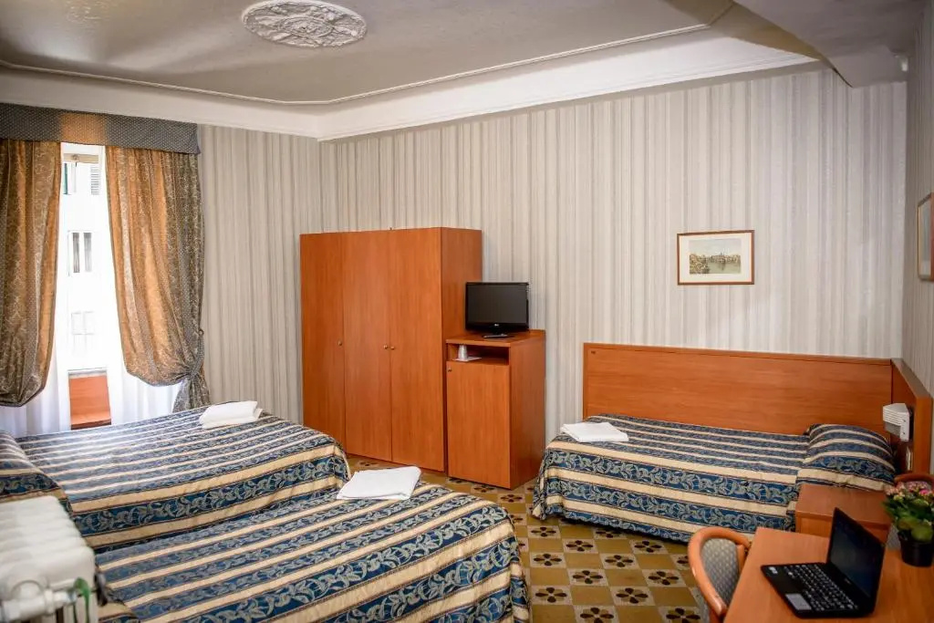 Hotel Emmaus - Chambres