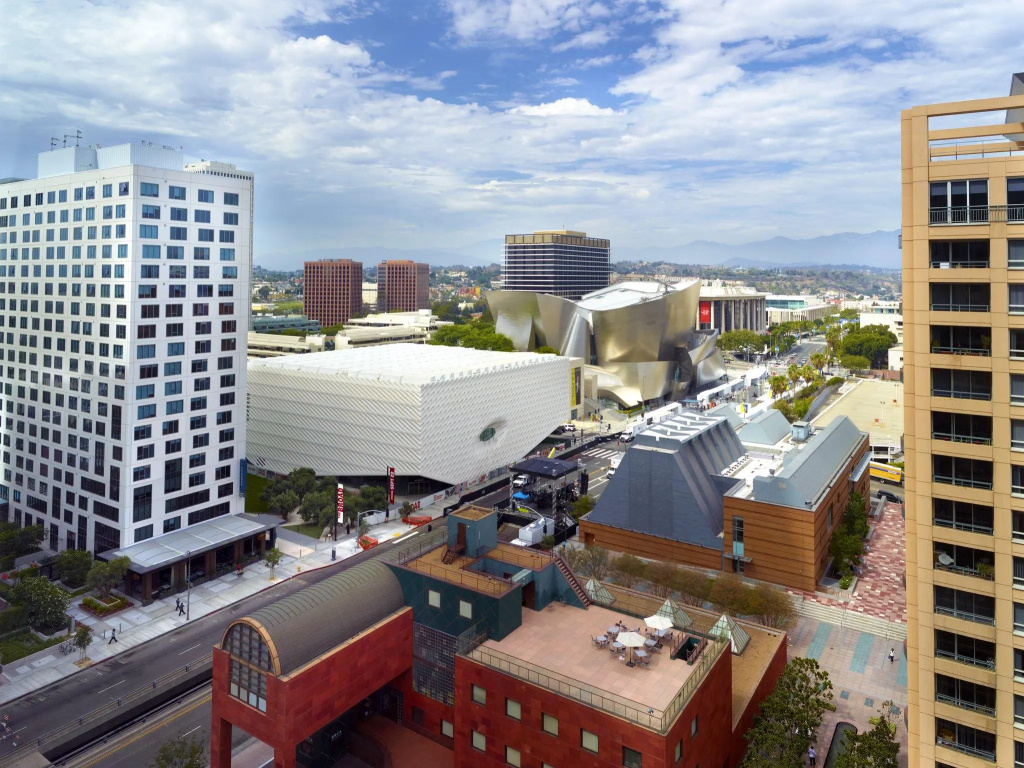 Omni Los Angeles Hotel at California Plaza - Chambres