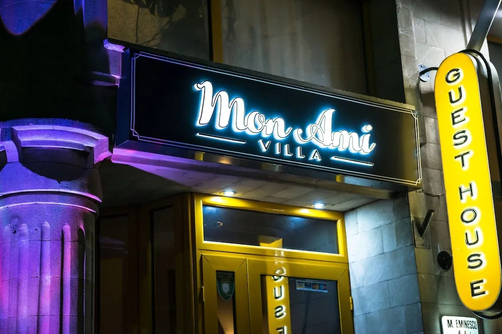 8. Mon Ami Villa