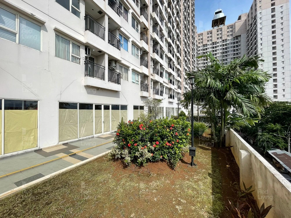 RedLiving Apartemen Margonda Residence 4 - Si Boy