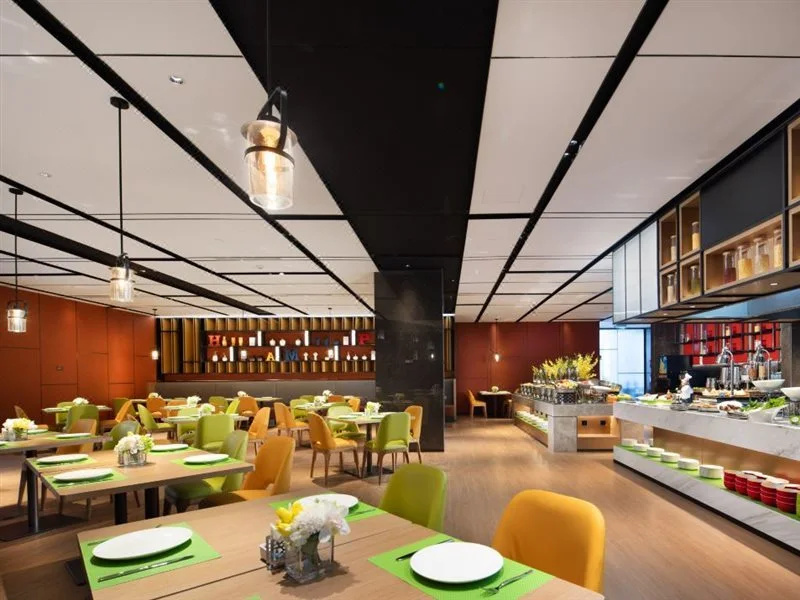 Food & Beverage