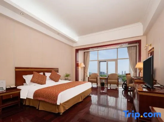 Двухместный номер Standard с видом на сад двуспальная кровать в Ningxia Yuehai Hotel
