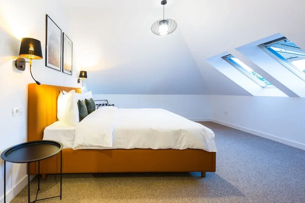 UpperHouse Suites & More Hotel - Chambres