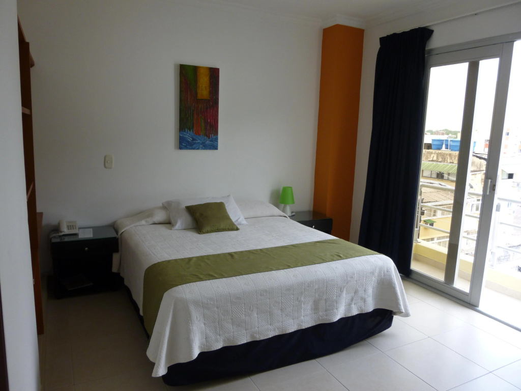 Hotel Puerta De Alcala - Général