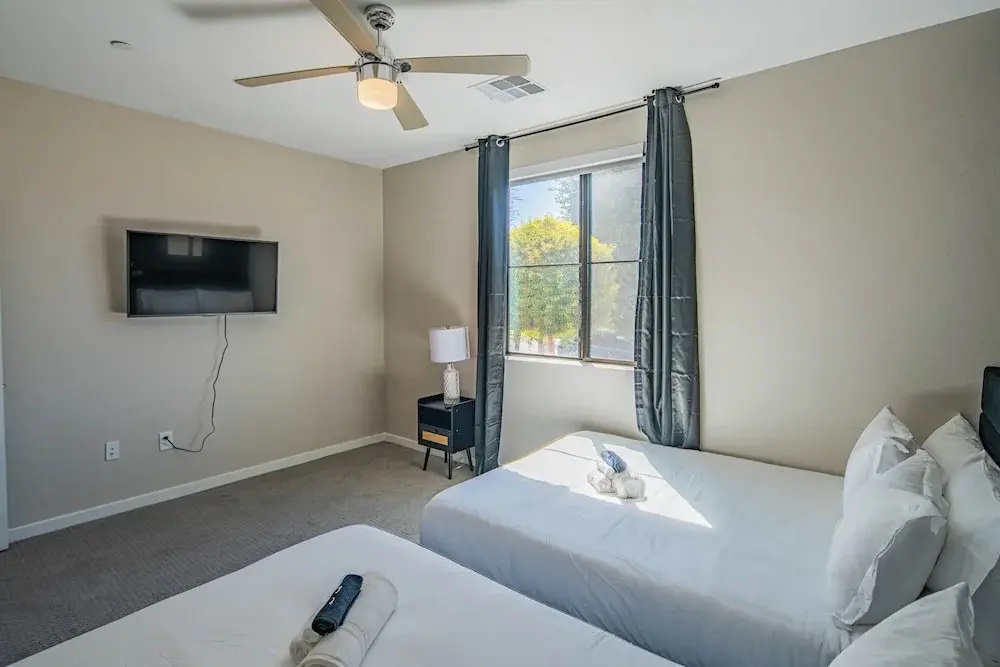 2 Bedrooms Family Apartment