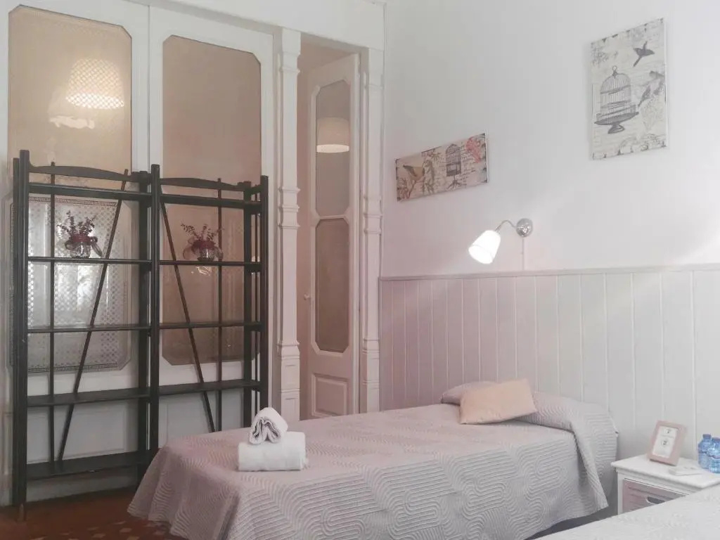 Economy Triple room