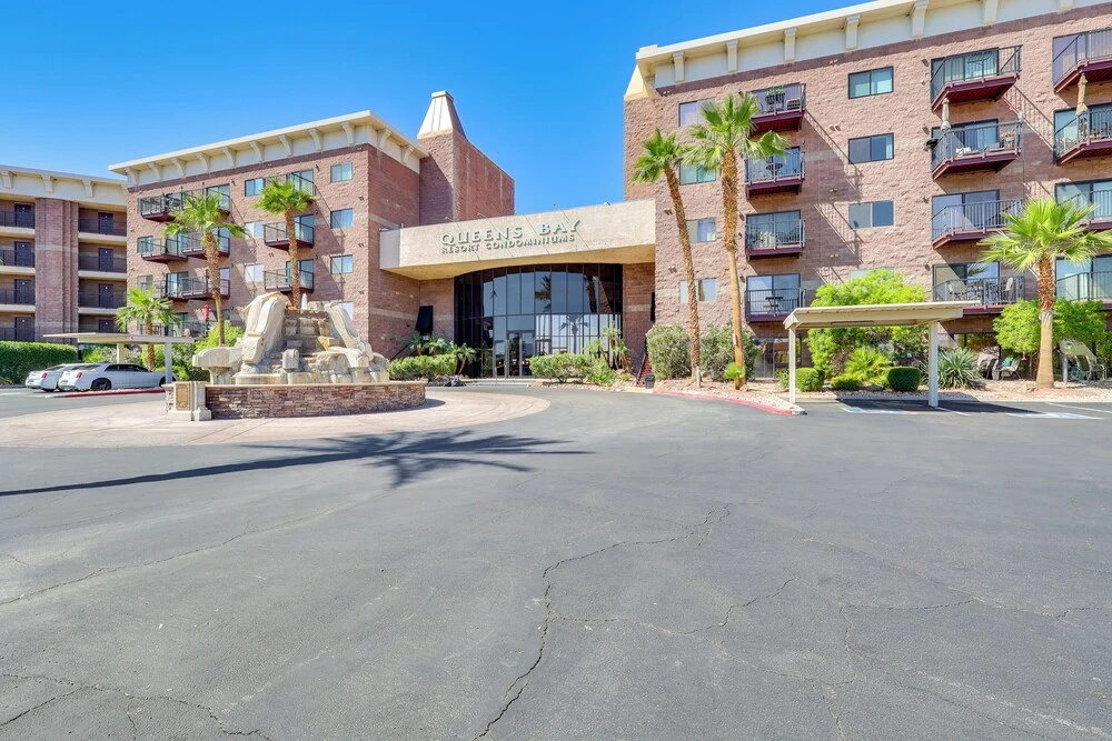 Walkable Resort Condo Retreat in Lake Havasu City!