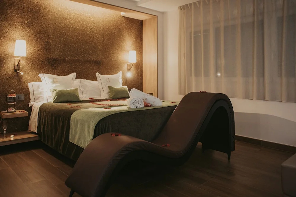 Deluxe Junior Suite with mountain view