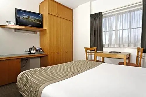 BreakFree Directors Studio - Chambres