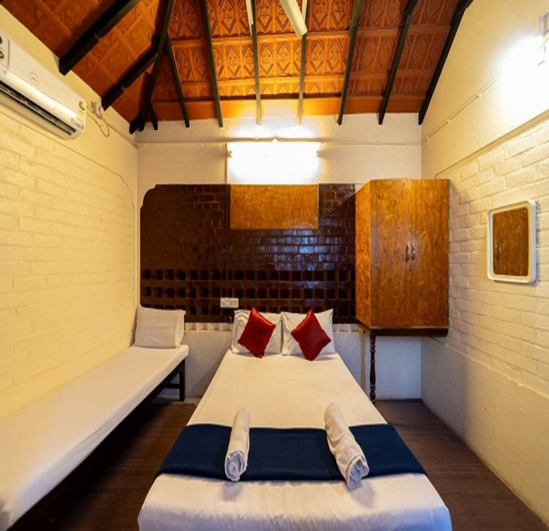 Velankanni Lake Resort - Chambres