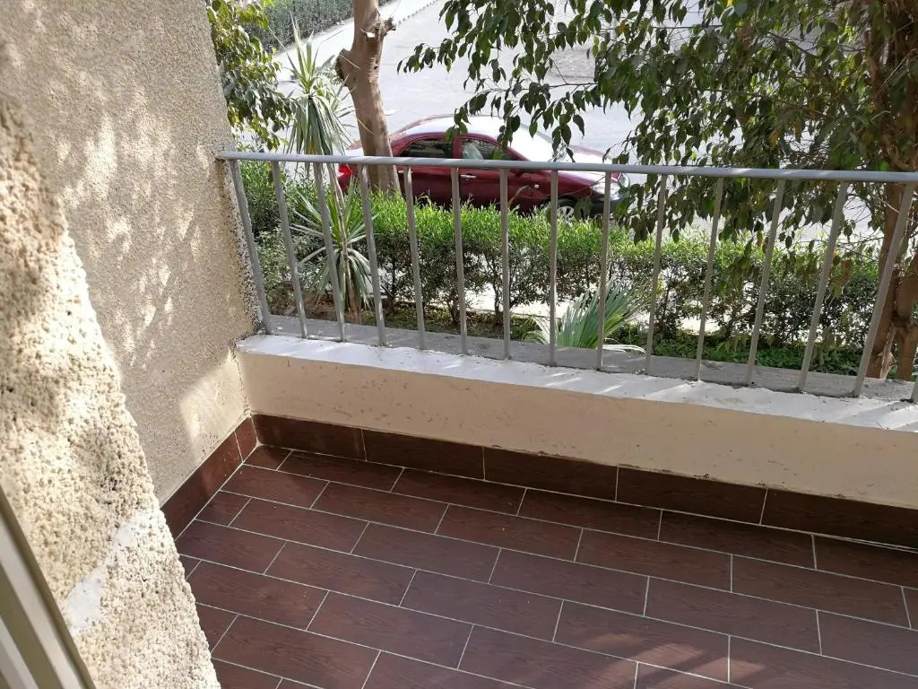 Luxury three bedroom apartment in degla maadi