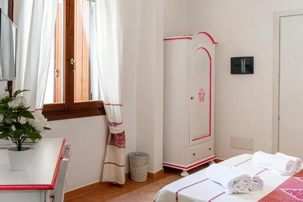 Hotel Trinità dei Corsari - Chambres
