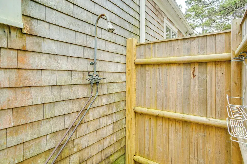 1/2 Mi to Cooks Brook Beach: Cape Cod Gem w/ Deck