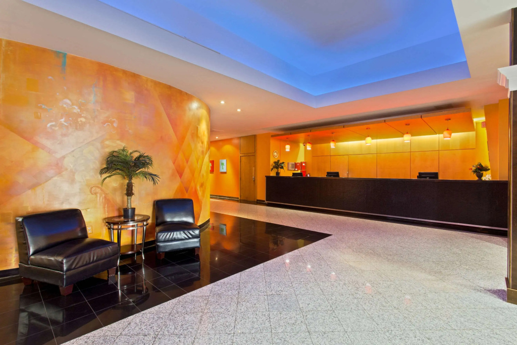 Lobby & Reception