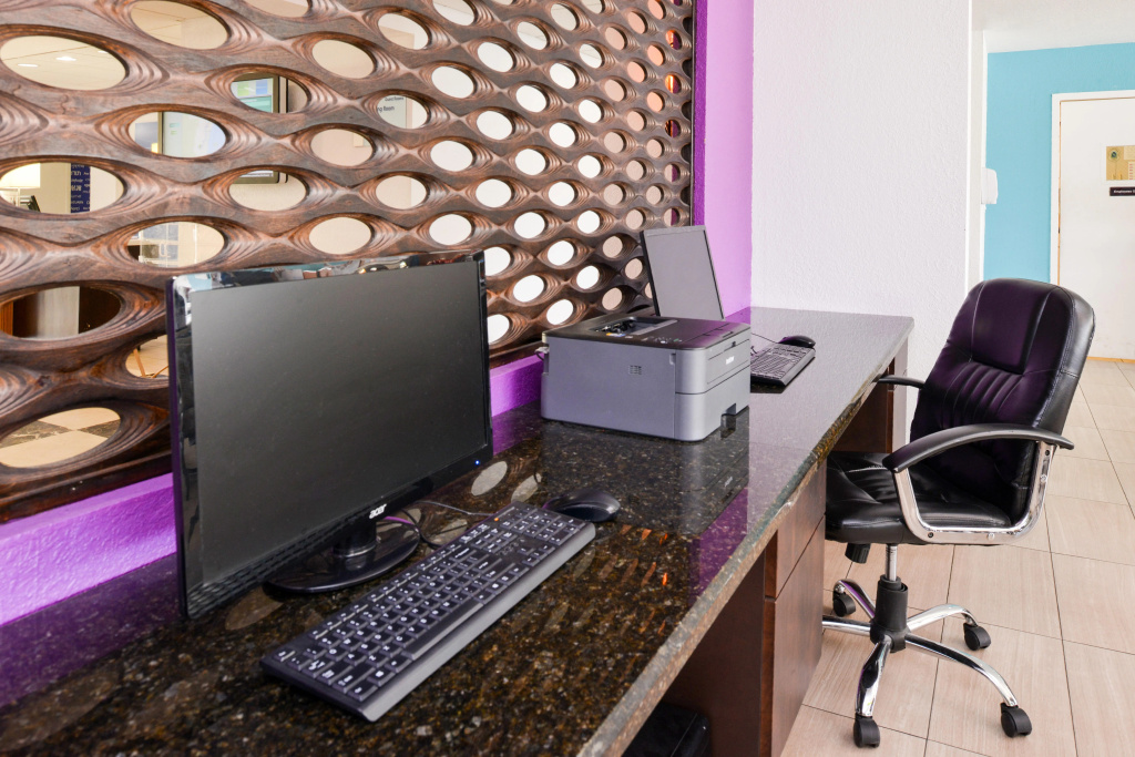 Holiday Inn Express & Suites Florida City by IHG - фото 3
