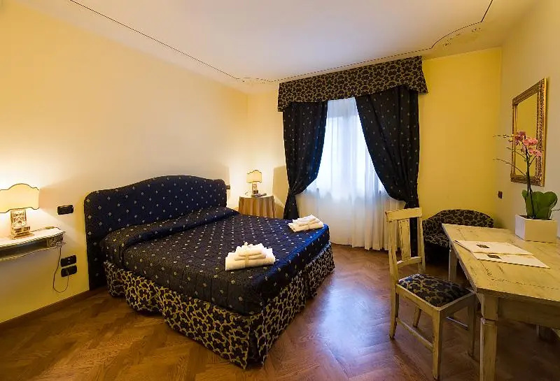 Relais dell'Olmo - Chambres