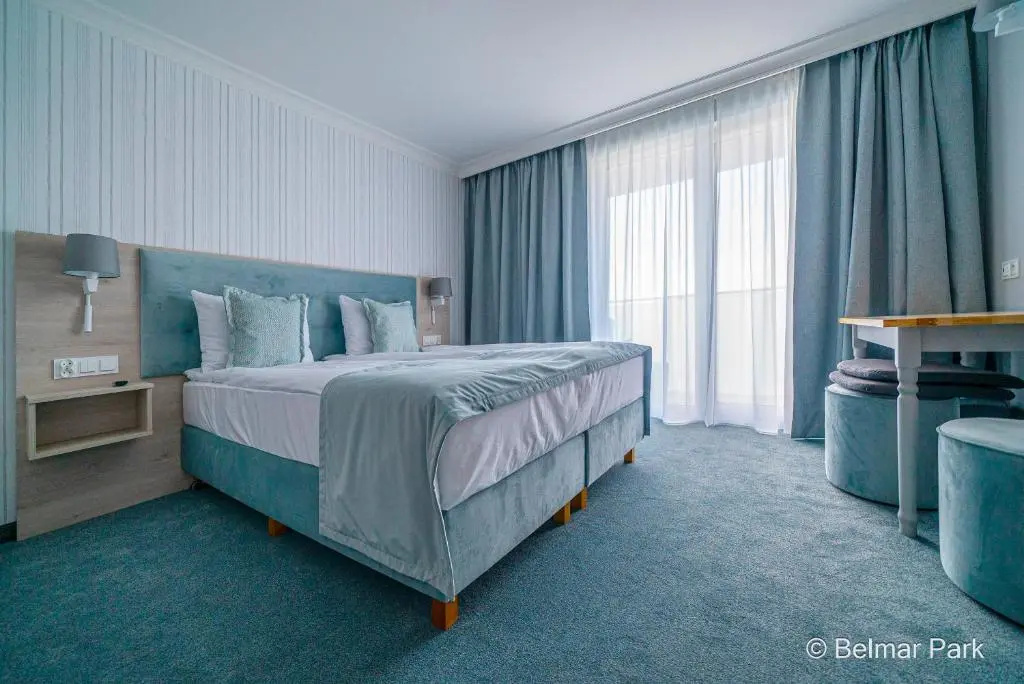 Deluxe Double room with balcony (full double bed)