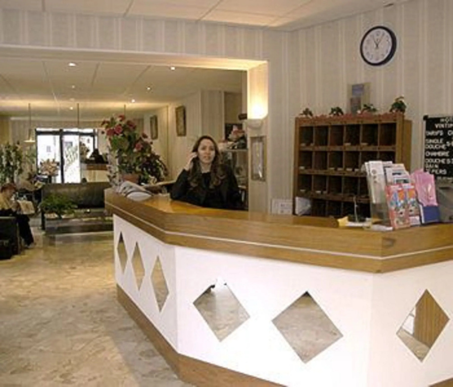 Hotel photo 12