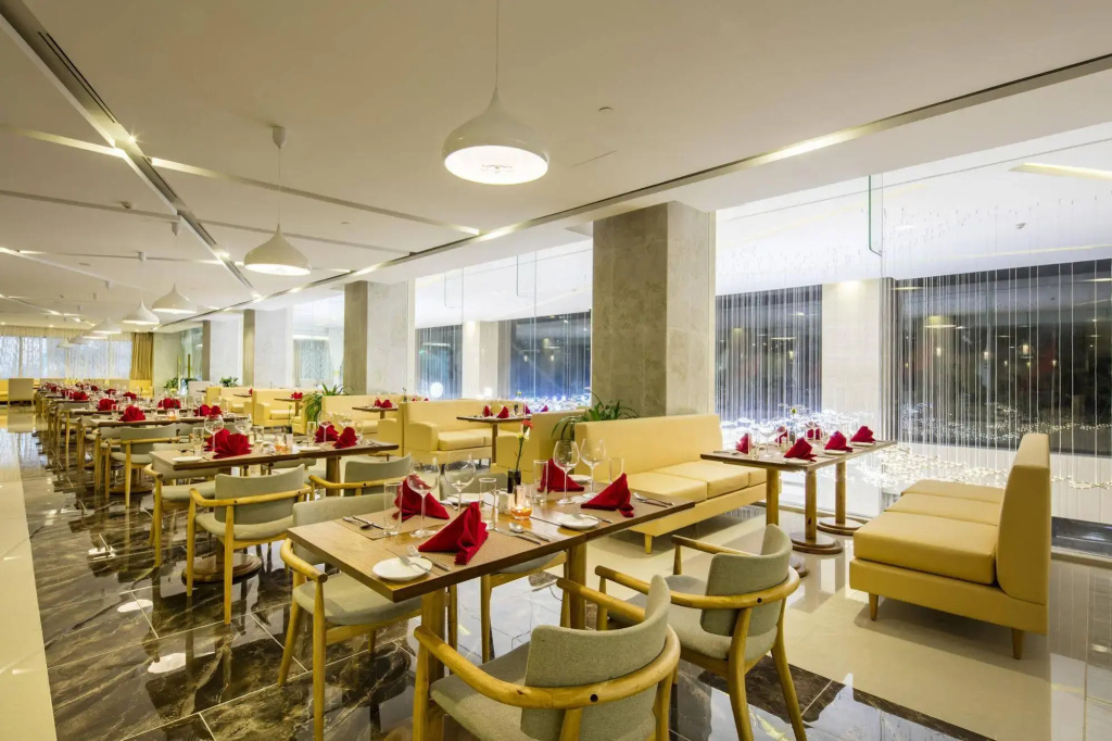 Diamond Bay Resort, Нячанг, В'єтнам мініатюра 71