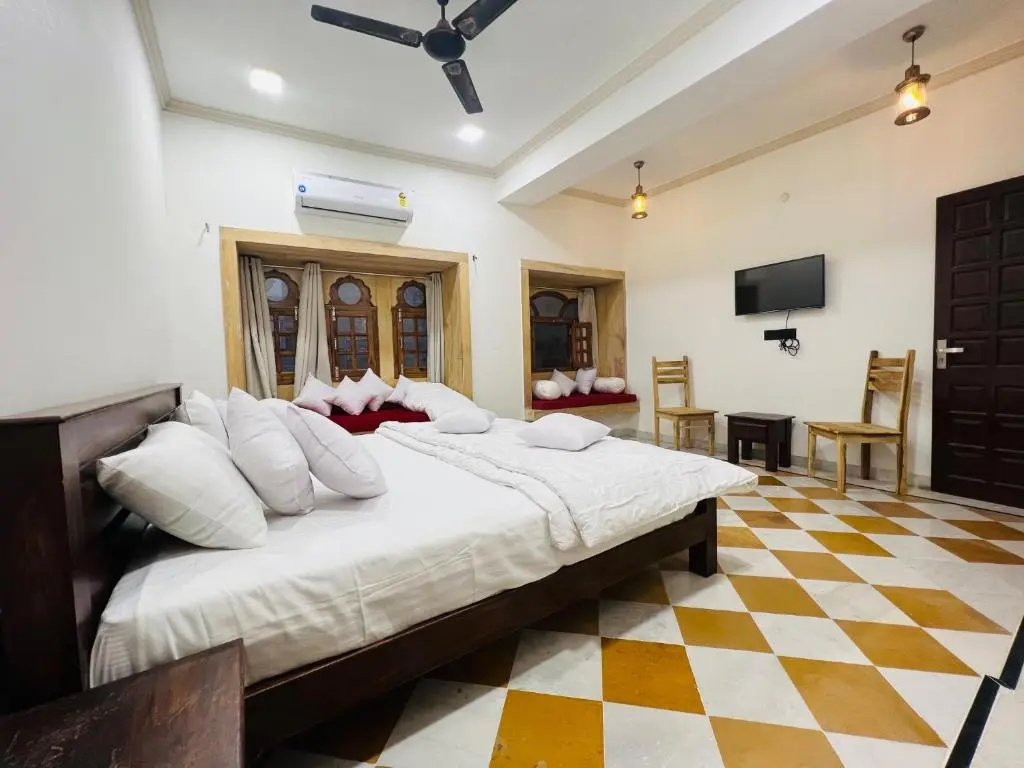 Bedroom
