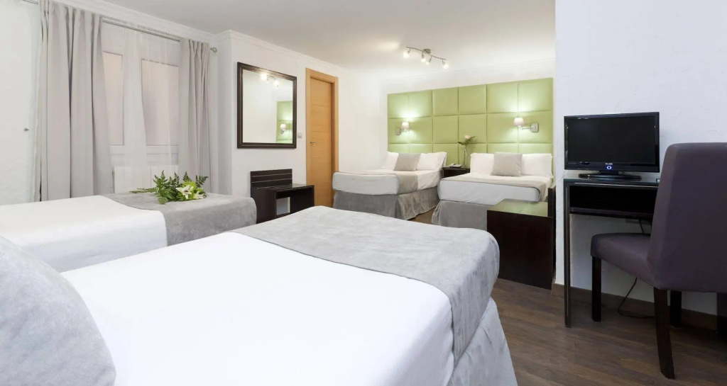 Hotel photo 18