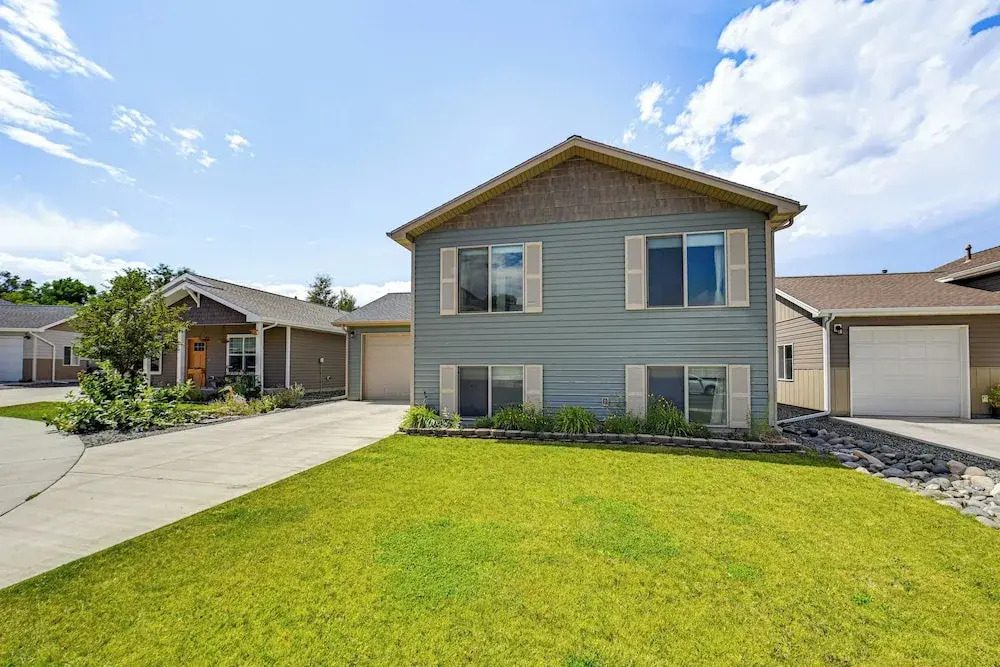 Walk to Downtown: Family-friendly Cody Home! — фото 4