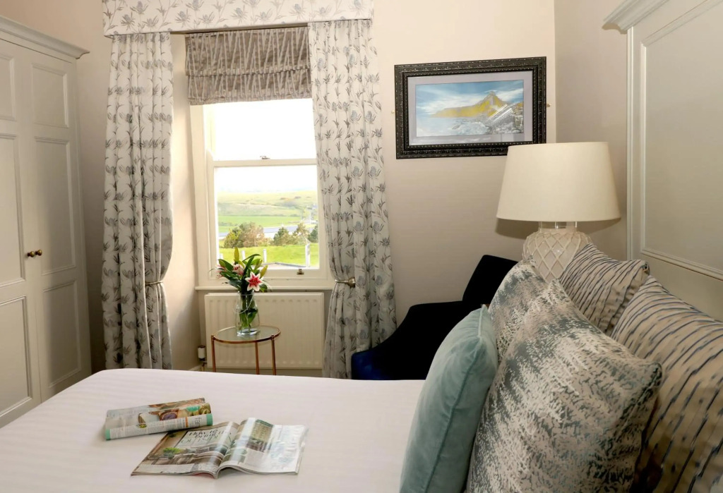 The Causeway Hotel by null