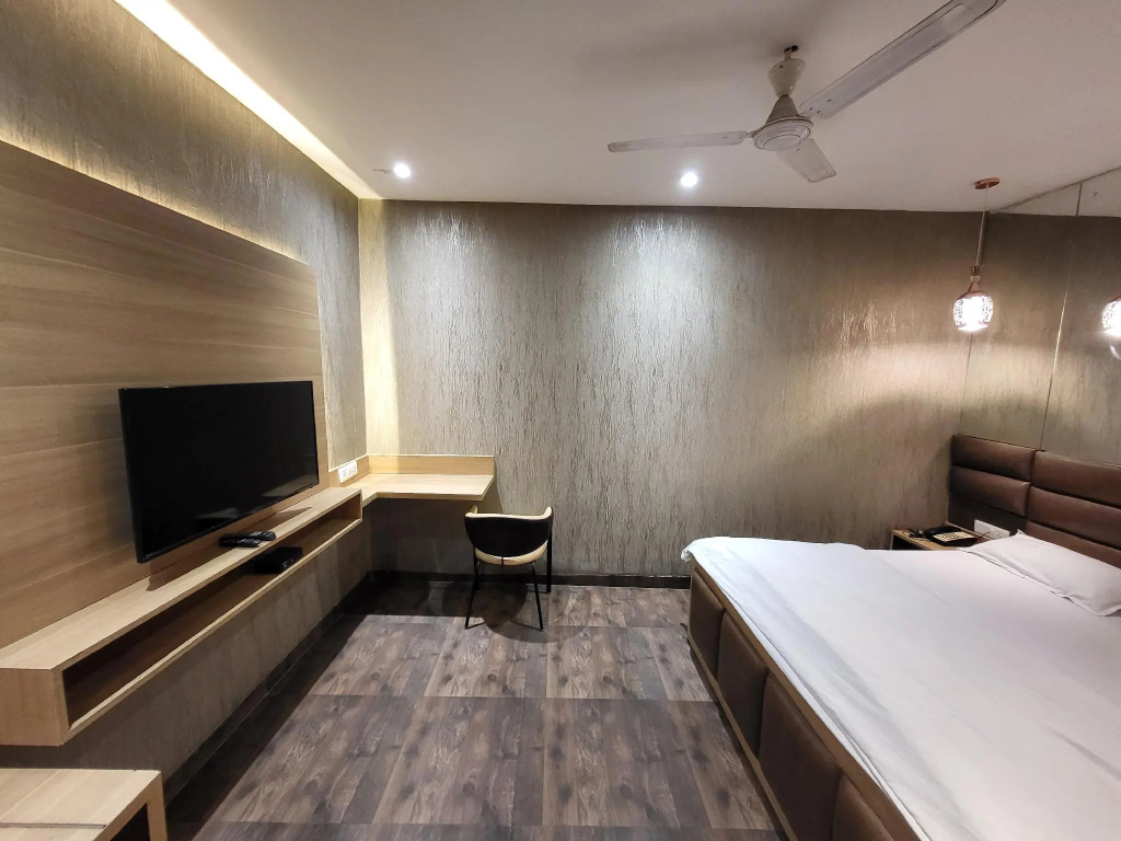 Solitaire Hotel — 3