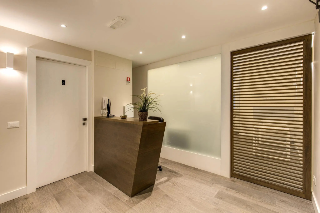 Lobby & Reception
