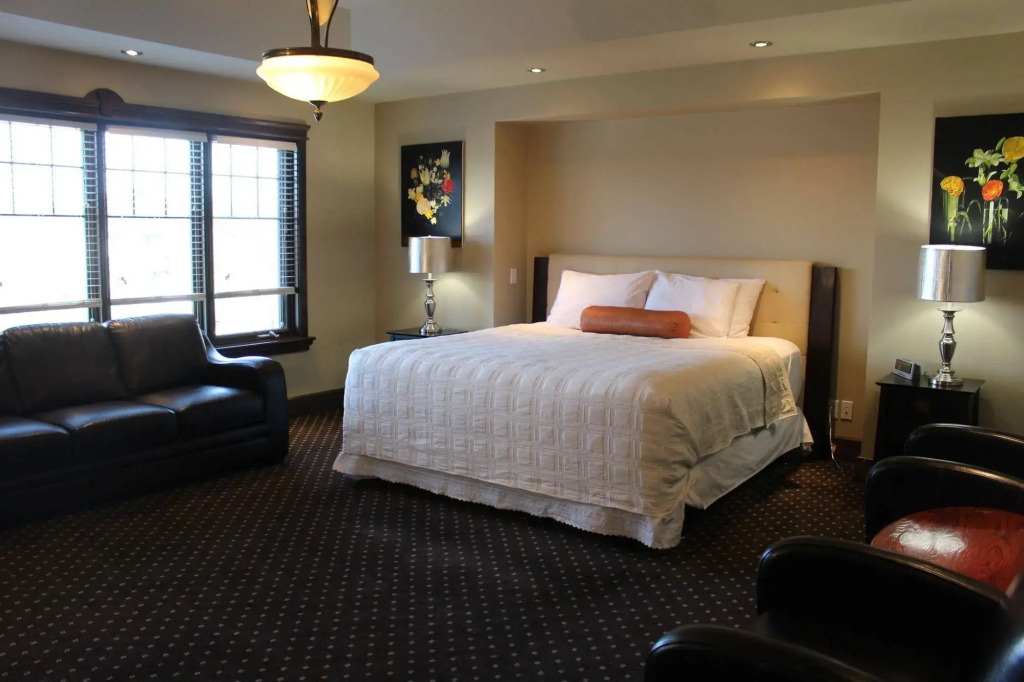 Westmount River Inn - фото 9