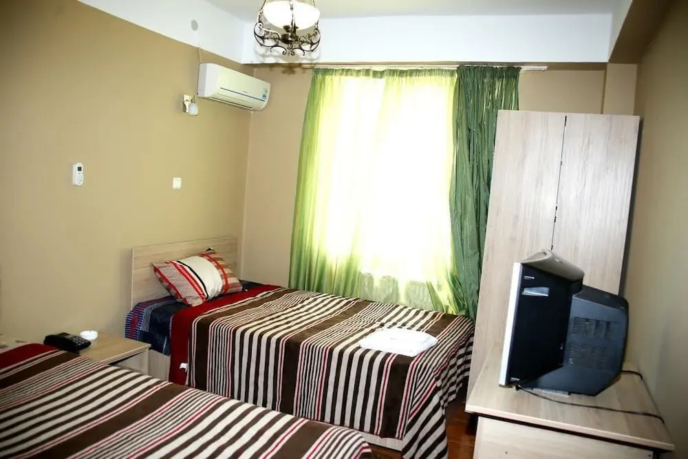 G-Bakuri Hotel - Général