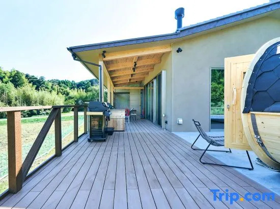 Triple Suite with mountain view