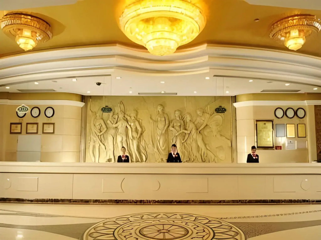 Vienna Hotel Shenzhen Pinghu Center Metro Station - Général