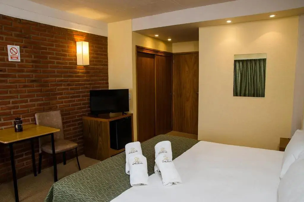 Standard Double room (full double bed)