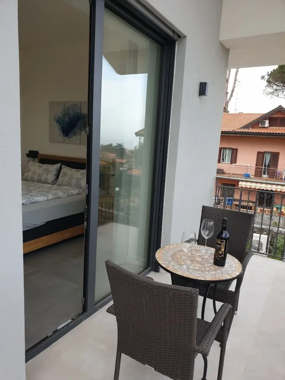 Standard Double room with balcony and with sea view (full double bed)