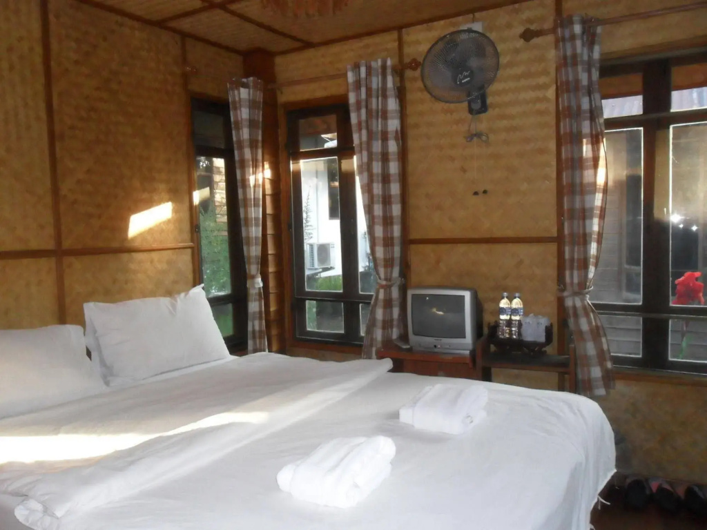 Pai River Villa