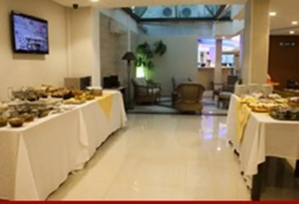 Food & Beverage