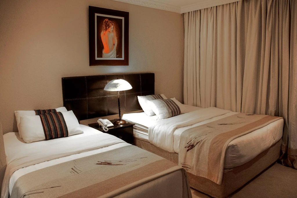 Deluxe Double room (twin beds)