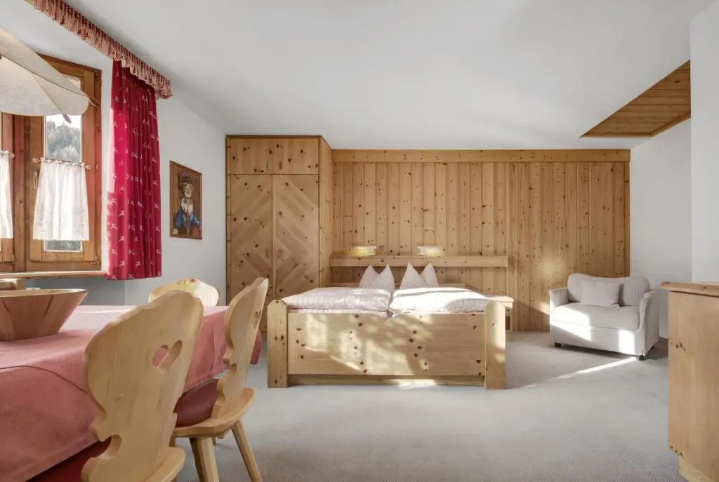 1 Bedroom Apartment with balcony