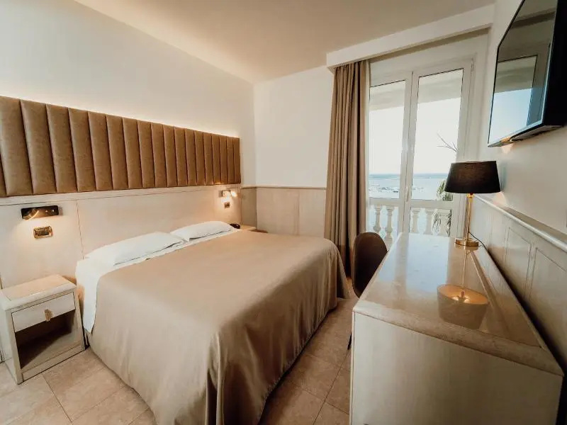 Hotel Falli — 5