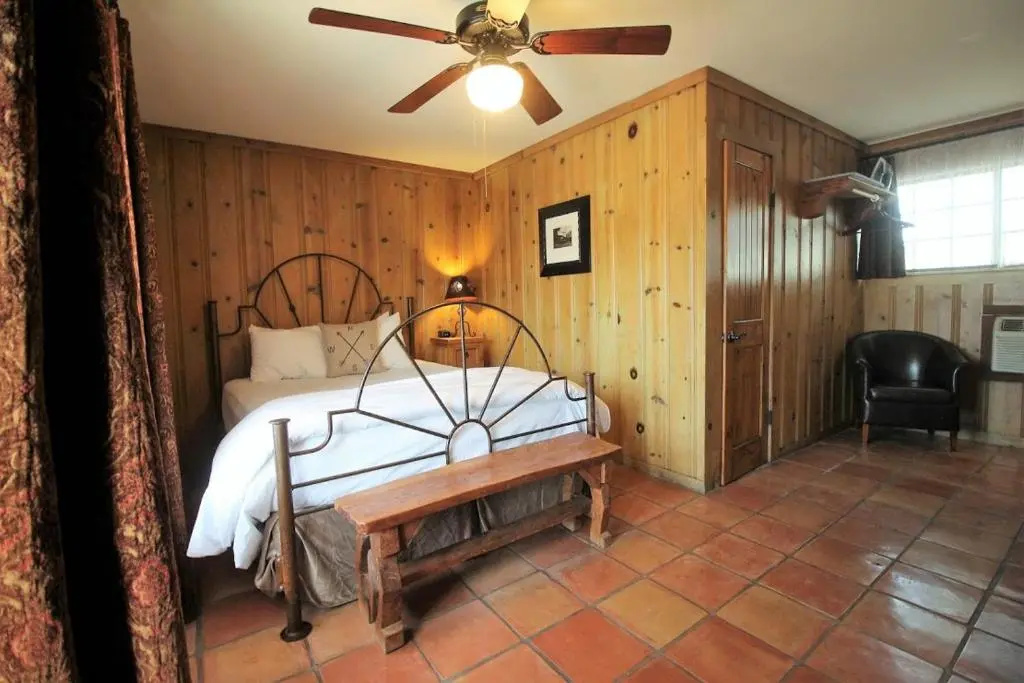 The Maverick Inn - Chambres