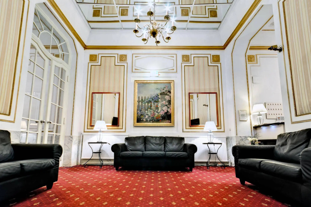 Hotel photo 2