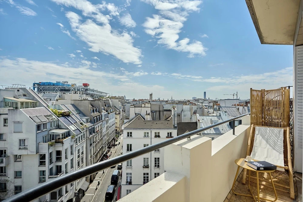 Charming Apartment in Beaubourg - Le Marais