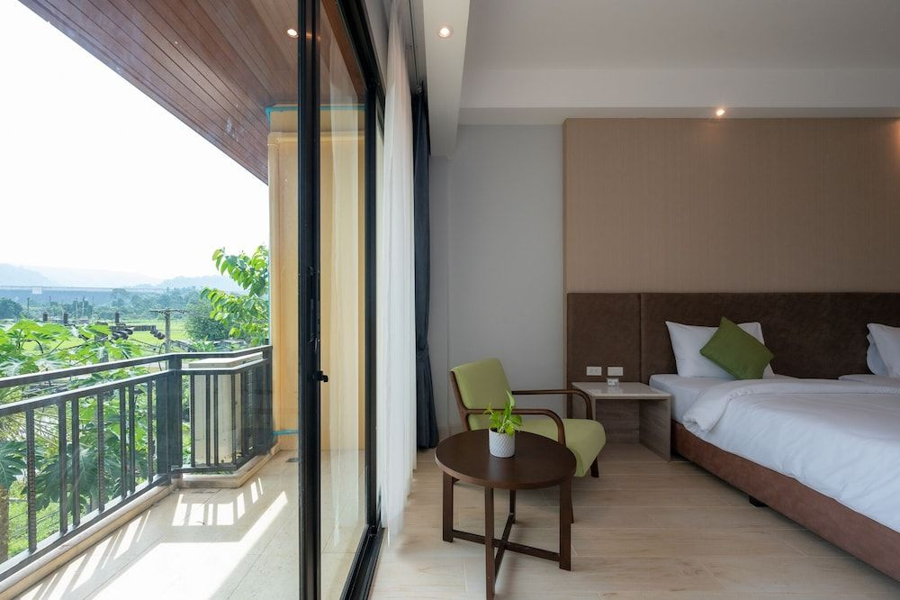 Balcony & Terrace